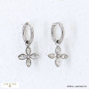 Créoles en acier inoxydable et fleurs strass blancs 0322546 argenté