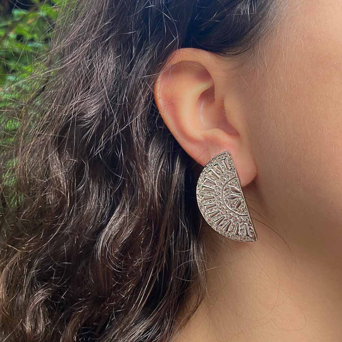 Boucles d'oreilles aztèques bouclier gravé en acier inoxydable 0322504