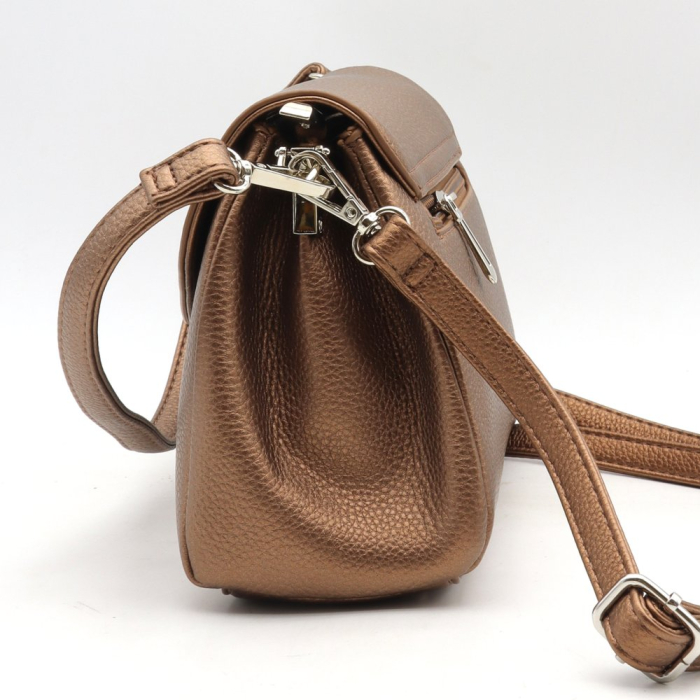 Petit sac à main trapèze rabat porté épaule ou bandoulière simili-cuir femme 0923508 bronze