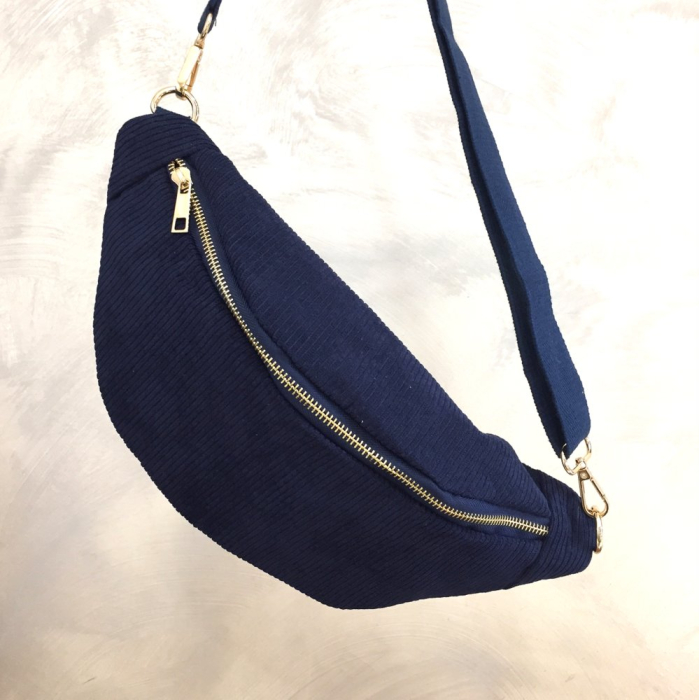 Sac banane façon velours côtelé ou léopard poche arrière extérieure zippée 0923023 bleu foncé