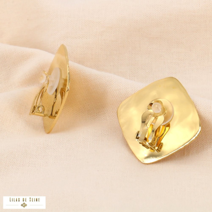 Boucles d'oreilles CLIPS losanges martelés style vintage en acier 0323525 doré