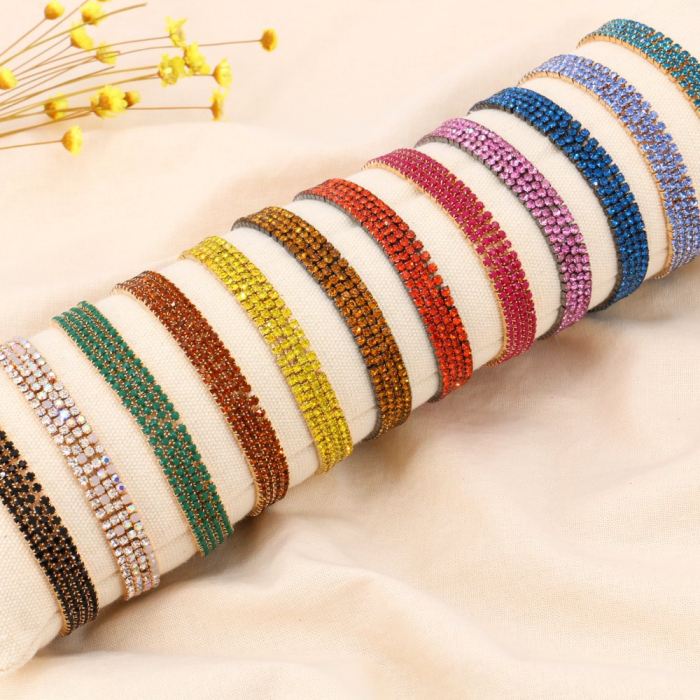 Ensemble de 48 bracelets fins élastiques strass couleur unie 0223584 multi