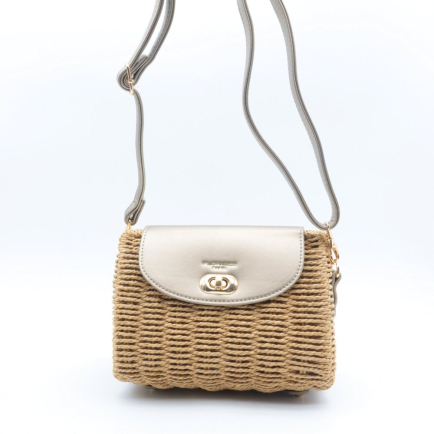Sac bandoulière Flora&Co en paille de papier avec rabat en simili-cuir 0925026 doré