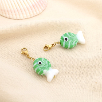 2 charms pendentifs poisson acier inoxydable verre 0625113 vert