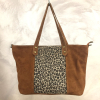 Cabas en cuir véritable façon daim avec façade léopard 0925511 cognac