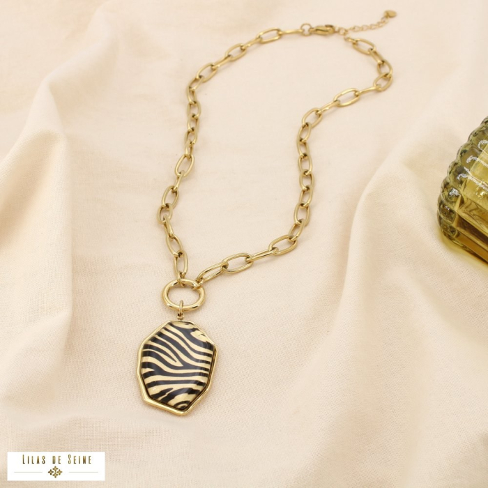 Collier chaîne acier inox. pendentif zèbre résine 0125523 doré