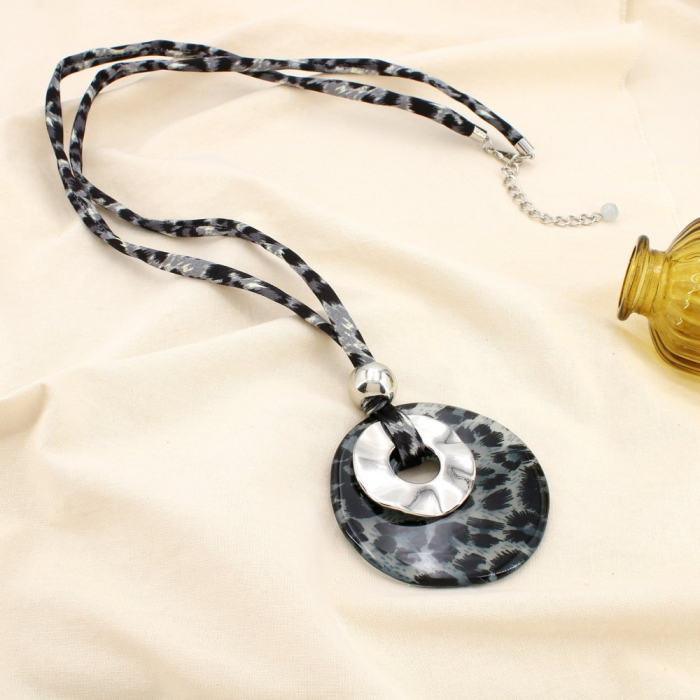 Collier sautoir léopard métal résine polyester 0125572 noir