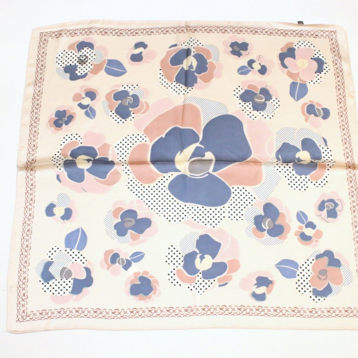 Carré satin floral graphique touché soie polyester 0726010 rose nude