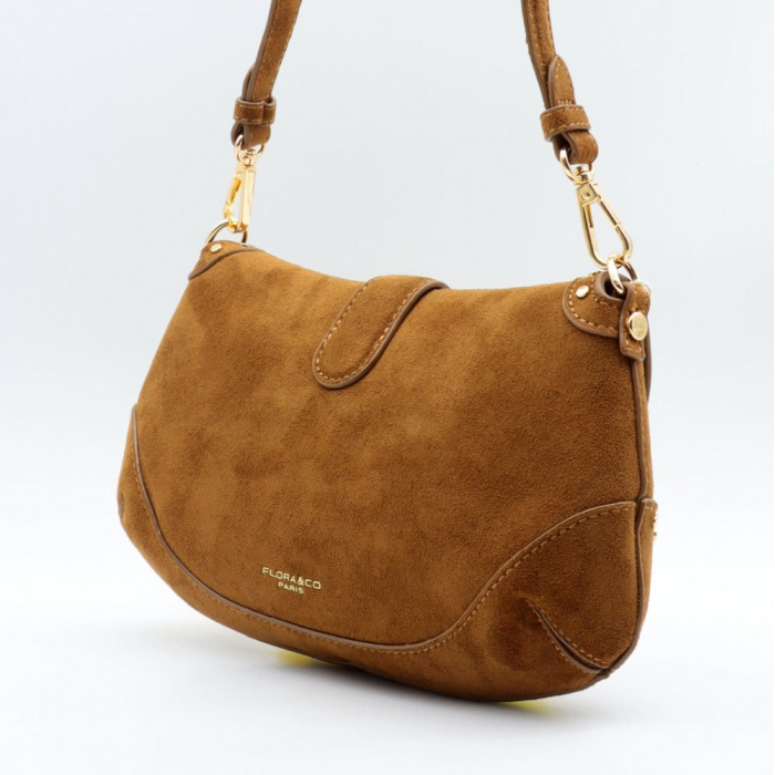 Sac porté épaule Flora&Co bohème chic façon daim clous 0926033 cognac
