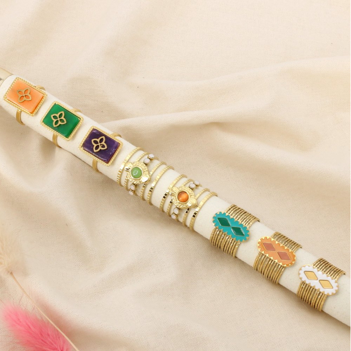 Ensemble 8 bagues réglables acier pierre émail 0426081 multi