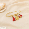 Broche épingle à nourrice charms marin acier émail 0526056 rouge