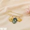 Broche épingle à nourrice charms acier émail pierre 0526060 vert foncé