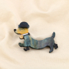 Broche épingle chien teckel résine marbrée métal 0526502 vert