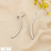 Boucles d’oreilles acier inox barre longue ondulée 0326507 argenté